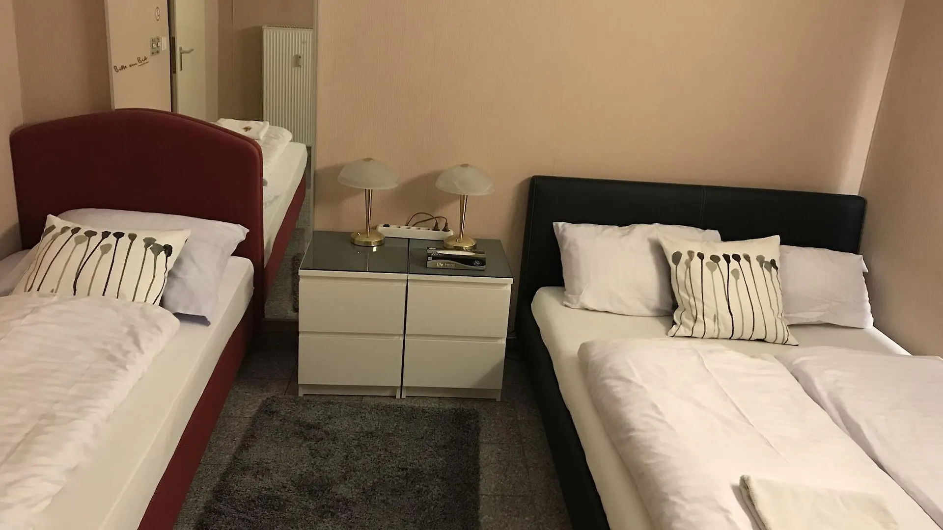 Hotel Ko Düsseldorf 2*,  Alemanha